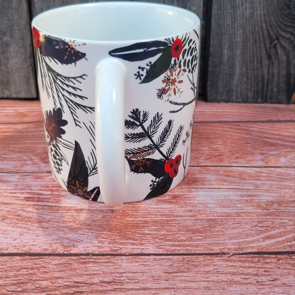 Starbucks Christmas Mug - Picture 3 of 10